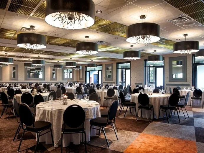 auberge-godefroy-louisbourg_banquet